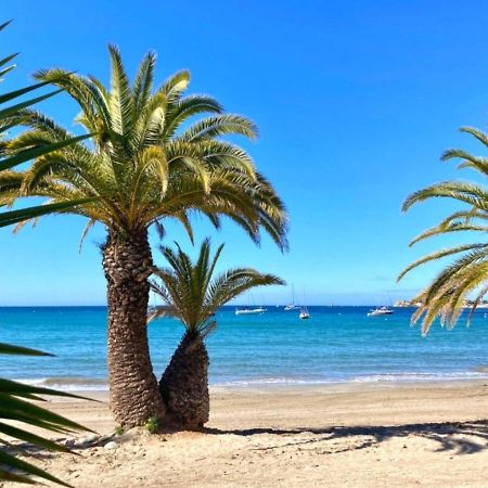 Superbe Appartement En Bord De Mer Bandol Exterior foto