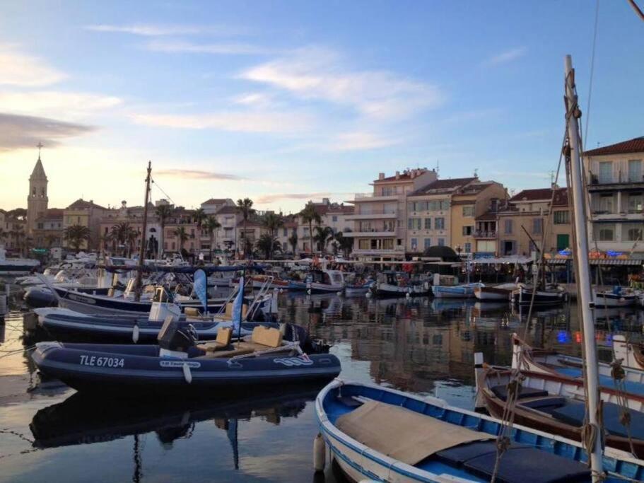 Superbe Appartement En Bord De Mer Bandol Exterior foto