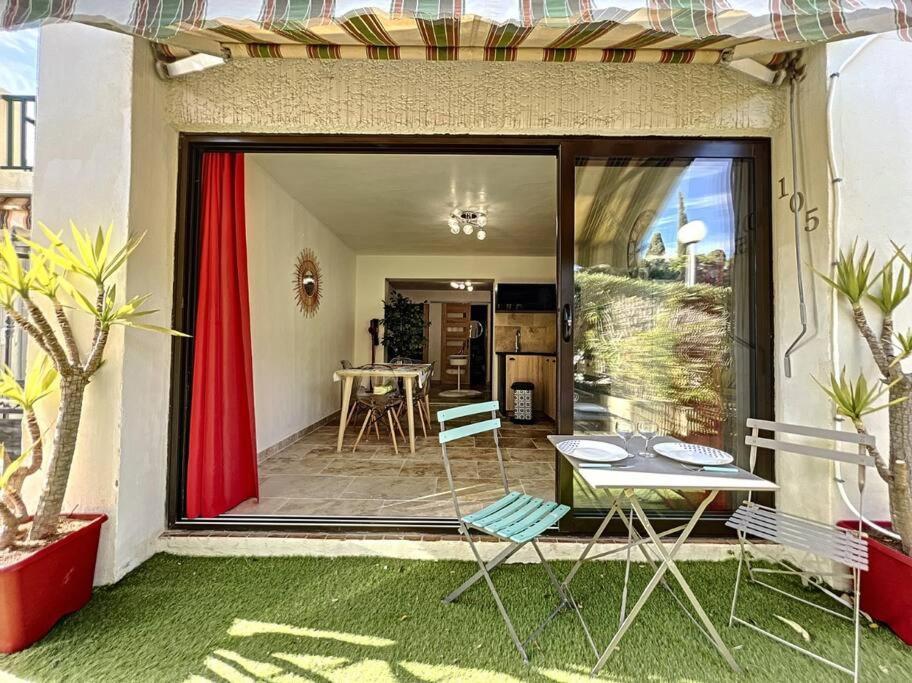 Superbe Appartement En Bord De Mer Bandol Exterior foto